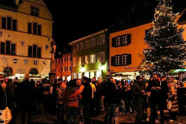 Fotos: Altstaufener Weihnachtsmarkt