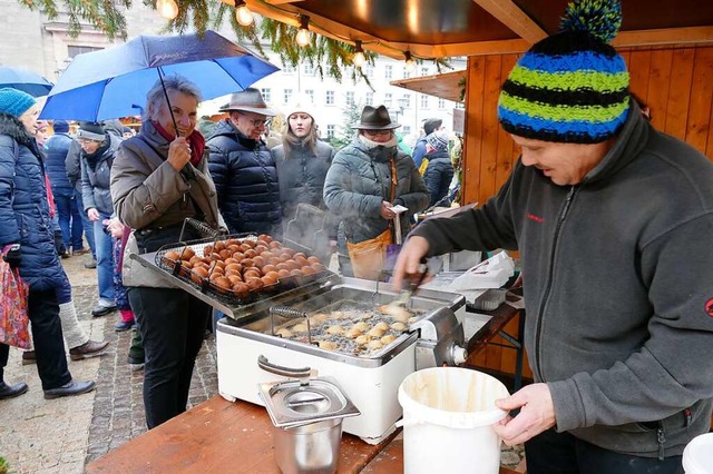 Eindrcke vom ersten Weihnachtsmarktwochenende in St. Blasien.  | Foto: Sebastian Barthmes