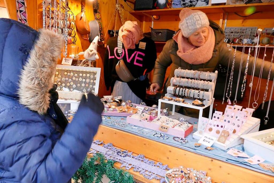 Eindrcke vom ersten Weihnachtsmarktwochenende in St. Blasien.  | Foto: Sebastian Barthmes