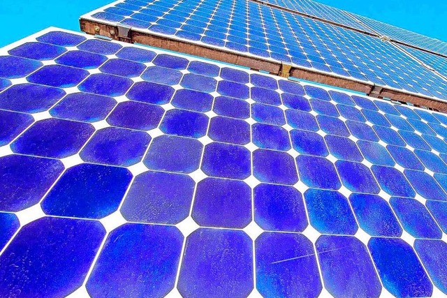 Noch sind Solarmodule auf Dchern der Lffinger Innenstadt verboten.  | Foto: Soeren Stache
