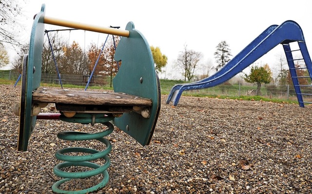 Der Spielplatz im Entennest in Herbolz...den Mai soll es hier anders aussehen.   | Foto: Michael Haberer