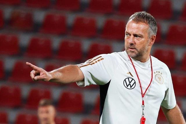 Fußball-Bundestrainer Hansi Flick macht weiter
