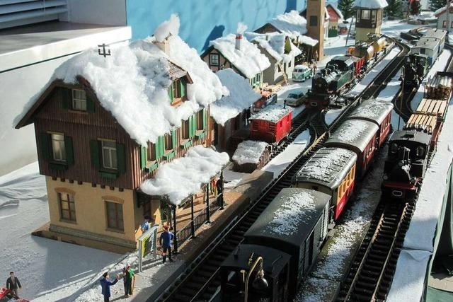Kinder dürfen sich auf Züge im Forum freuen – dank eines Modellbau-Fans