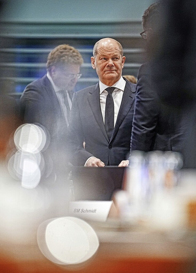 Kanzler Olaf Scholz (SPD) in der Ministerprsidentenkonferenz  | Foto: Kay Nietfeld (dpa)