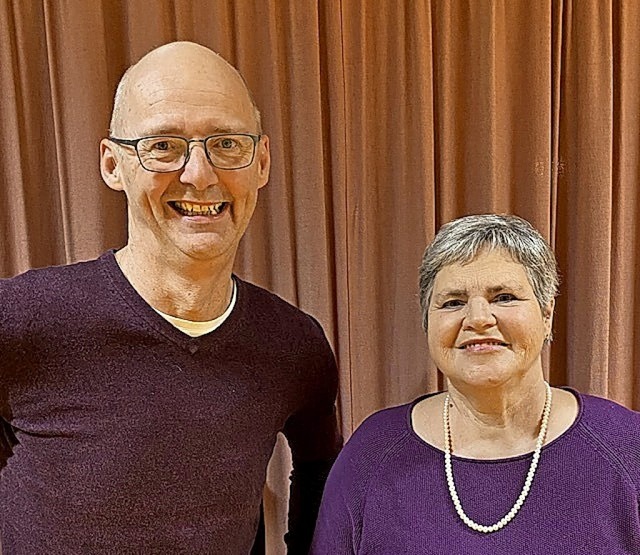 Die Vorsitzende Renate Brgelin mit Stellvertreter Wolfgang Hagin  | Foto: Norbert Hllstin