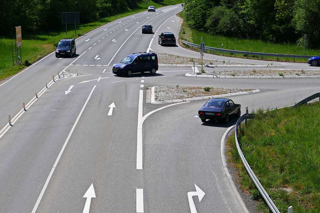 Ampeln Sollen Offenbar Den Unfallschwerpunkt "Schopfheim-Mitte ...