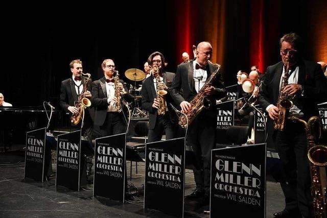Glenn Millers Sound ist eine musikalisch Zeitreise im Lrracher Burghof