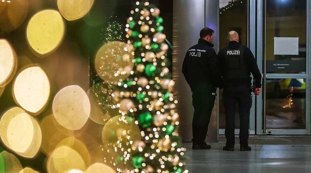 Am Samstagvormittag war es in Dresden zu einer Geiselnahme gekommen.  | Foto: Jan Woitas (dpa)