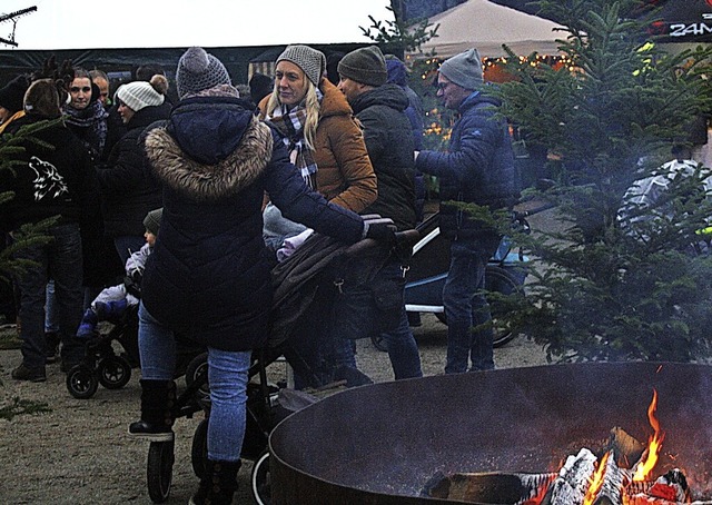 Stimmungsvoll prsentierte sich der Rheinhausener Weihnachtsmarkt.  | Foto: Christiane Franz