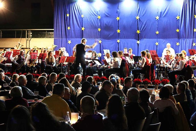 Groes Kino: Die Stadtmusik Todtnau fo...bei ihrem Jahreskonzert auf Filmmusik.  | Foto: Manuel Hunn