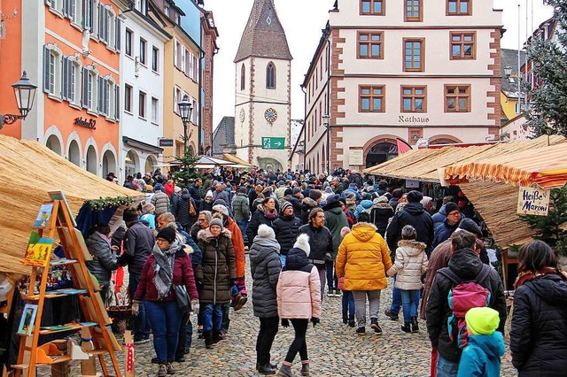 Groer Andrang herrschte am Sonntag be...latz und rund um die Wallfahrtskirche.  | Foto: Ruth Seitz