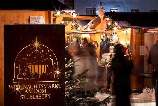 Die Zahl der Weihnachtsmarktbesucher h...rtungen der Organisatoren bertroffen.  | Foto: Olga von Plate (Stadt St. Blasien)