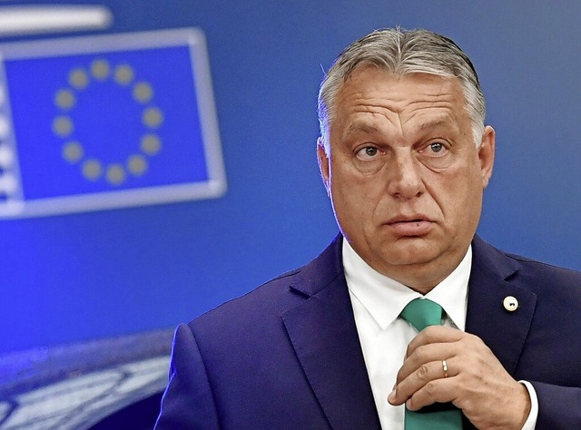 Ungarns Premier Viktor Orban versucht,...s dem Skandal um  Eva Kaili zu ziehen.  | Foto: John Thys (dpa)