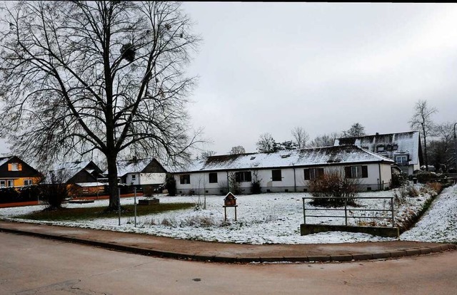 Letztmals liegt in einem Winter Schnee...ll. Die alte Linde muss dafr weichen.  | Foto: Markus Zimmermann