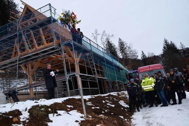 Der Bau des neuen Kiosks an den Todtnauer Wasserfllen hat begonnen