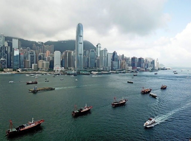 Hongkong galt einst als einer der libe...heute herrscht China mit starker Hand.  | Foto: Li Gang