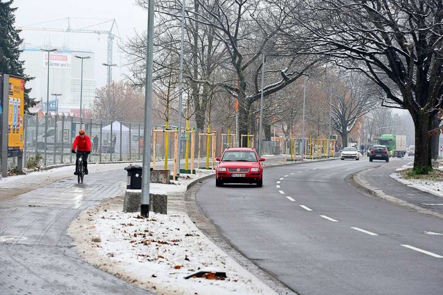 Auf der Tullastrae rollt der Verkehr wieder.  | Foto: Ingo Schneider