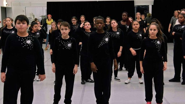 Die Truppe vor sechs Jahren. Mit dabei...rne) und Kelvin Osifo (rechts daneben)  | Foto: PAXFILM GmbH/Boris Burghardt