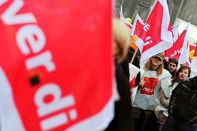 Gewerkschaften fordern Inflationsprämie für Beschäftigte des Landes