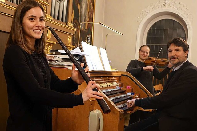 Benedetta Ceron (links), Sophia Mcke und Johannes Menke beim Benefizkonzert.  | Foto: Roswitha Frey