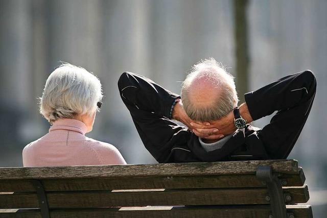 ltere Menschen werden lnger im Job gehalten