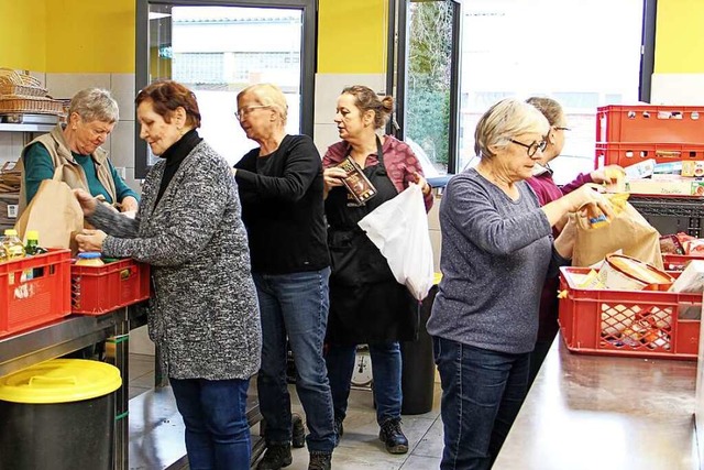 Die Mitarbeiterinnen der Herbolzheimer...nden ber die Feiertage versorgt sind.  | Foto: Ruth Seitz