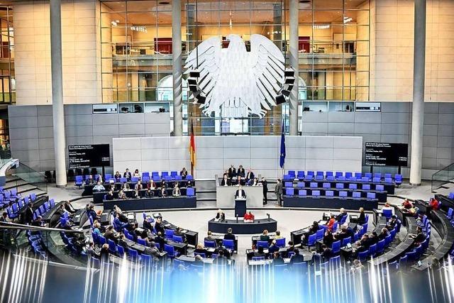 Bundestagspräsidentin für fünfjährige Wahlperiode und Wahlen ab 16