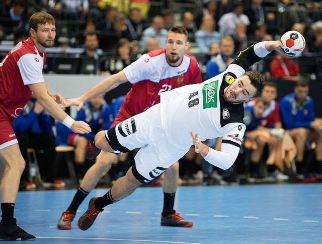 Jannik Kohlbacher (mit Ball) ist einer...die im Jahr 2016 Europameister wurden.  | Foto: Soeren Stache