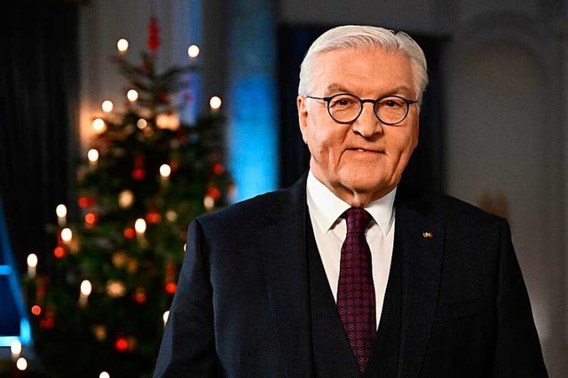 Steinmeier ruft zu Weihnachten zum Zusammenhalt auf  | Foto: Tobias Schwarz (dpa)