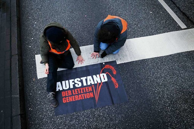 Klimaaktivisten der &#8222;Letzten Generation&#8220; (Symbolbild)  | Foto: Christian Charisius (dpa)