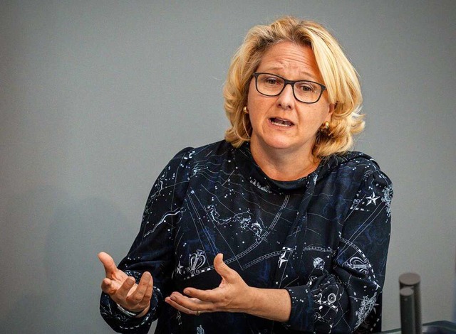 Svenja Schulze (SPD), Bundesministerin...ftliche Zusammenarbeit und Entwicklung  | Foto: Michael Kappeler (dpa)