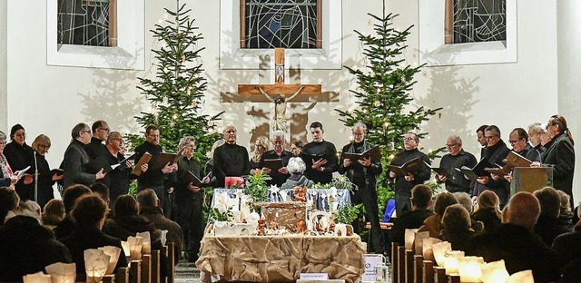Das Weihnachtskonzert des Mnnergesang...r  Kirche St. Peter und Paul in Sulz    | Foto: Endrik Baublies