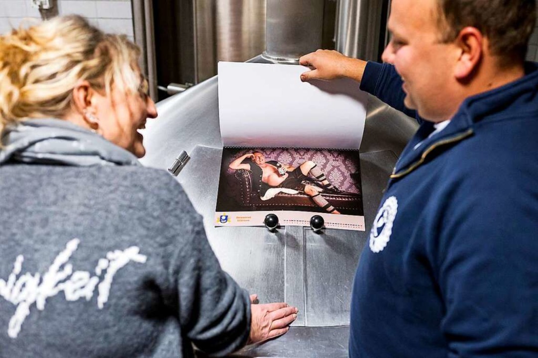 Der Bierbauch-Kalender schafft Gerstensaft-gefüllte Geschlechtergerechtigkeit - Panorama
