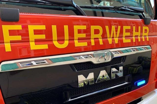 Bei einem Feuerwehreinsatz in Haslach wird eine Leiche gefunden