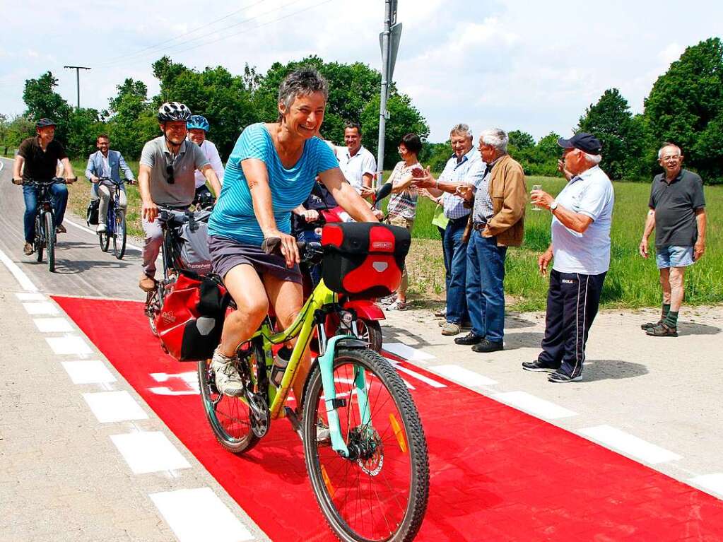 Der erste Abschnitt des neuen Radwegs zwischen Meienheim und Ichenheim wird im Mai offiziell bergeben.  Die Kosten fr den ersten Abschnitt liegen laut Gemeinde bei rund 555000 Euro. Fr den zweiten Abschnitt sollten danach Gesprche mit betroffenen Grundstckseigentmern starten. 