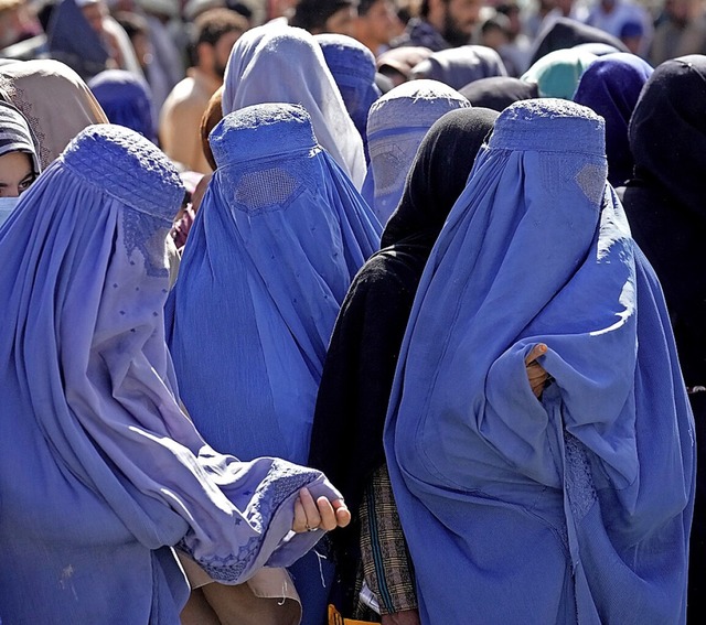 Verschleierte Frauen in Afghanistan  | Foto: Ebrahim Noroozi (dpa)