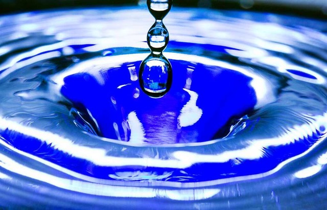 Kostbares Gut: Trinkwasser  | Foto: Jens Bttner (dpa)