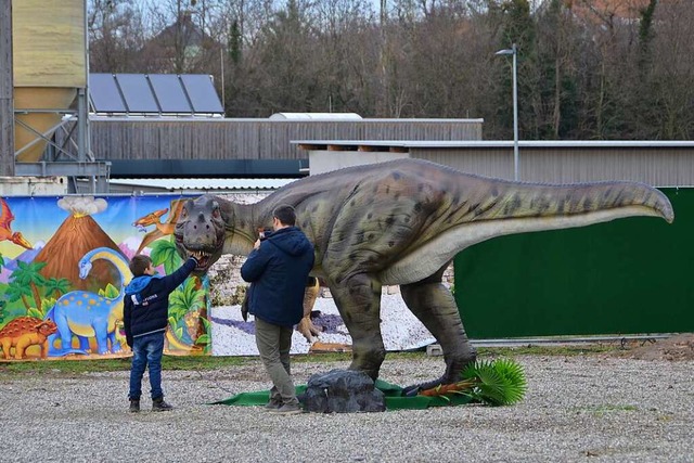 Der Dinopark gastiert in Weil am Rhein. | Foto: Yvonne Siemann Der Dinopark gastiert in Weil am Rhein. | Foto: Yvonne Siemann