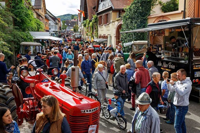 Endlich wieder miteinander feiern: Gro...ng beim Schleppertreffen im September.  | Foto: Martin Wendel