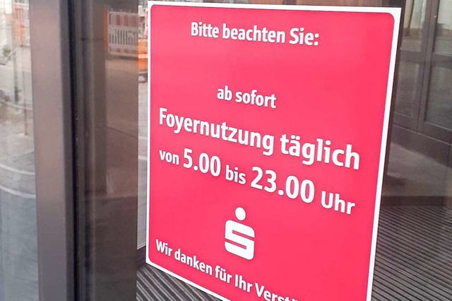 Wie die Sparkasse schlieen  auch ande...rae aus erreichbare Geldautomaten ab.  | Foto: Peter Gerigk