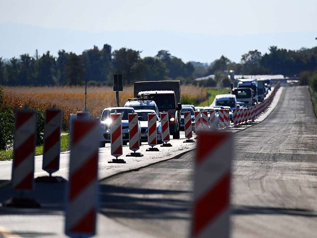 Zwischen Lahr und Friesenheim wird die B3 saniert und zeitweilig halbseitig gesperrt.