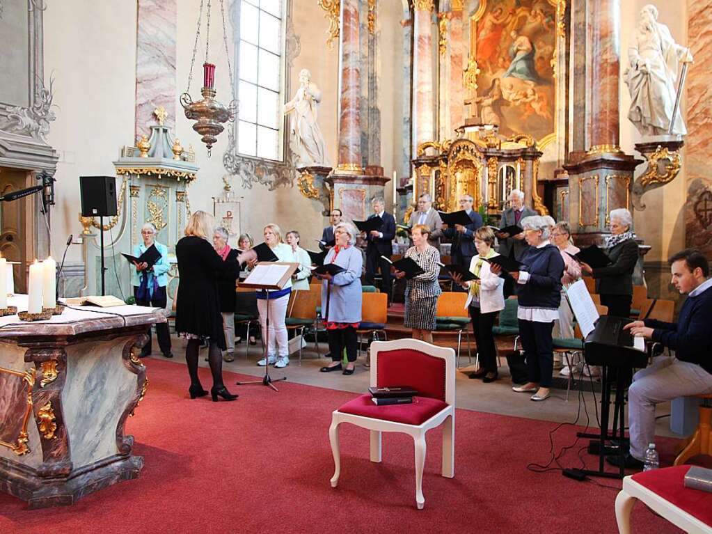 Im Mai schlieen sich die beiden Kirchenchre Hofweier und Niederschopfheim zur Chorgemeinschaft Hohberg zusammen.