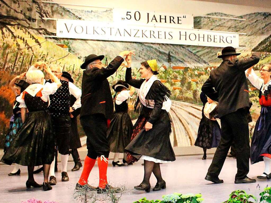 Der Volkstanzkreis Hohberg feiert im Mai sein 50-jhriges Bestehen in der Gemeindehalle in Diersburg.