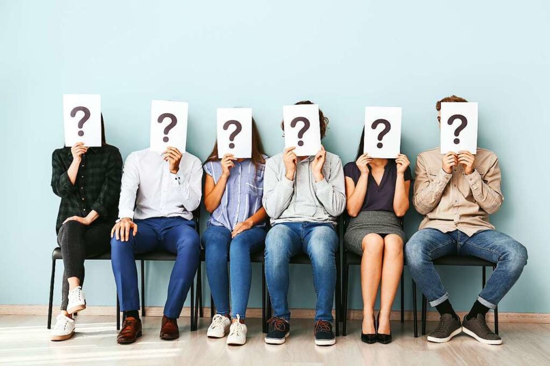 Was tun, wenn der zuknftige Chef neug...und mehr wissen will, als erlaubt ist?  | Foto: Pixel-Shot  (stock.adobe.com)