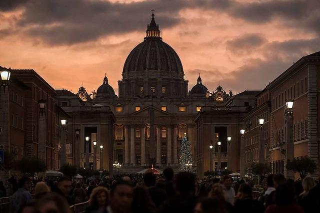 Zur Totenmesse fr Benedikt XVI. werden 60.000 Glubige in Rom erwartet