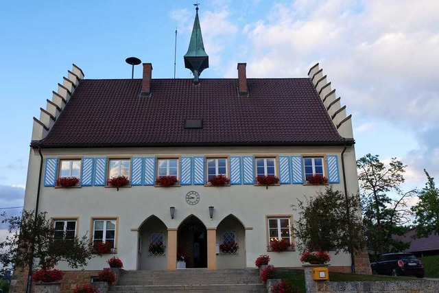 Am letzten Tag der Bewerbungsfrist gab...e Unterlagen im Rathaus von Wutach ab.  | Foto: Stefan Limberger-Andris