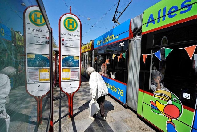 An der Straenbahnhaltestelle Alter Me...eine Straenbahn geraten. (Symbolbild)  | Foto: Thomas Kunz