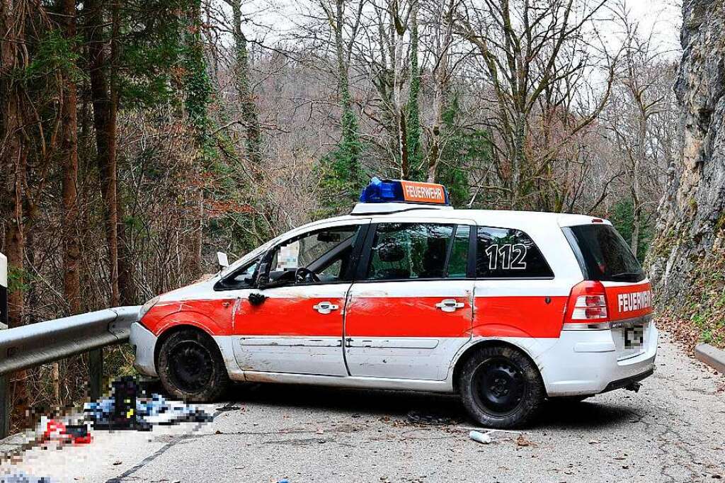 Feuerwehrmann Stirbt Nach Unfall Bei Einsatzfahrt Im Kanton Baselland Baselland Badische Zeitung