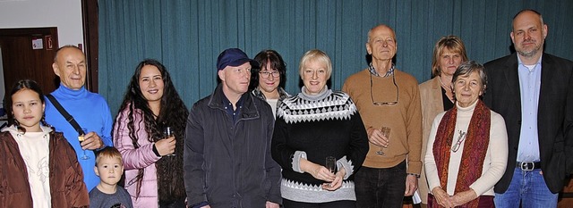 Ortsvorsteher Torsten Weimer und Julia..., Theresia Boulais und Torsten Weimer.  | Foto: Hans-Walter Mark