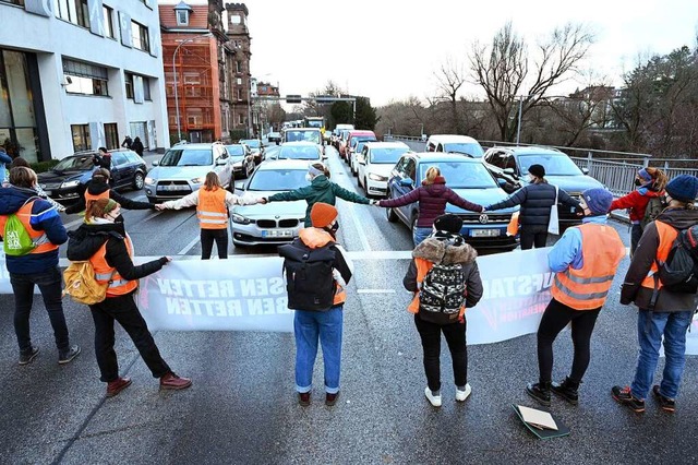 Am 7. Februar 2022 war die B 31 blockiert.  | Foto: Thomas Kunz